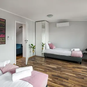 https://corner-house-residence.krakowhotelspoland.com